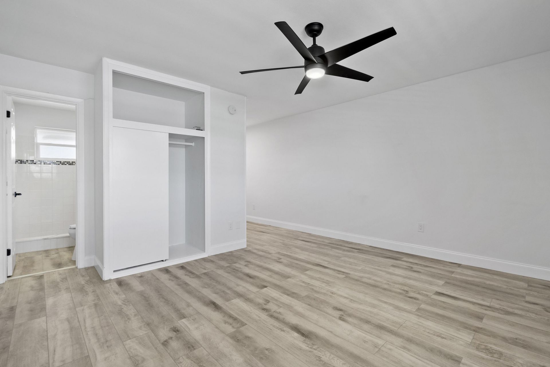 1115 S Ocean Drive, Unit 5, Fort Pierce, FL 34949 Photo