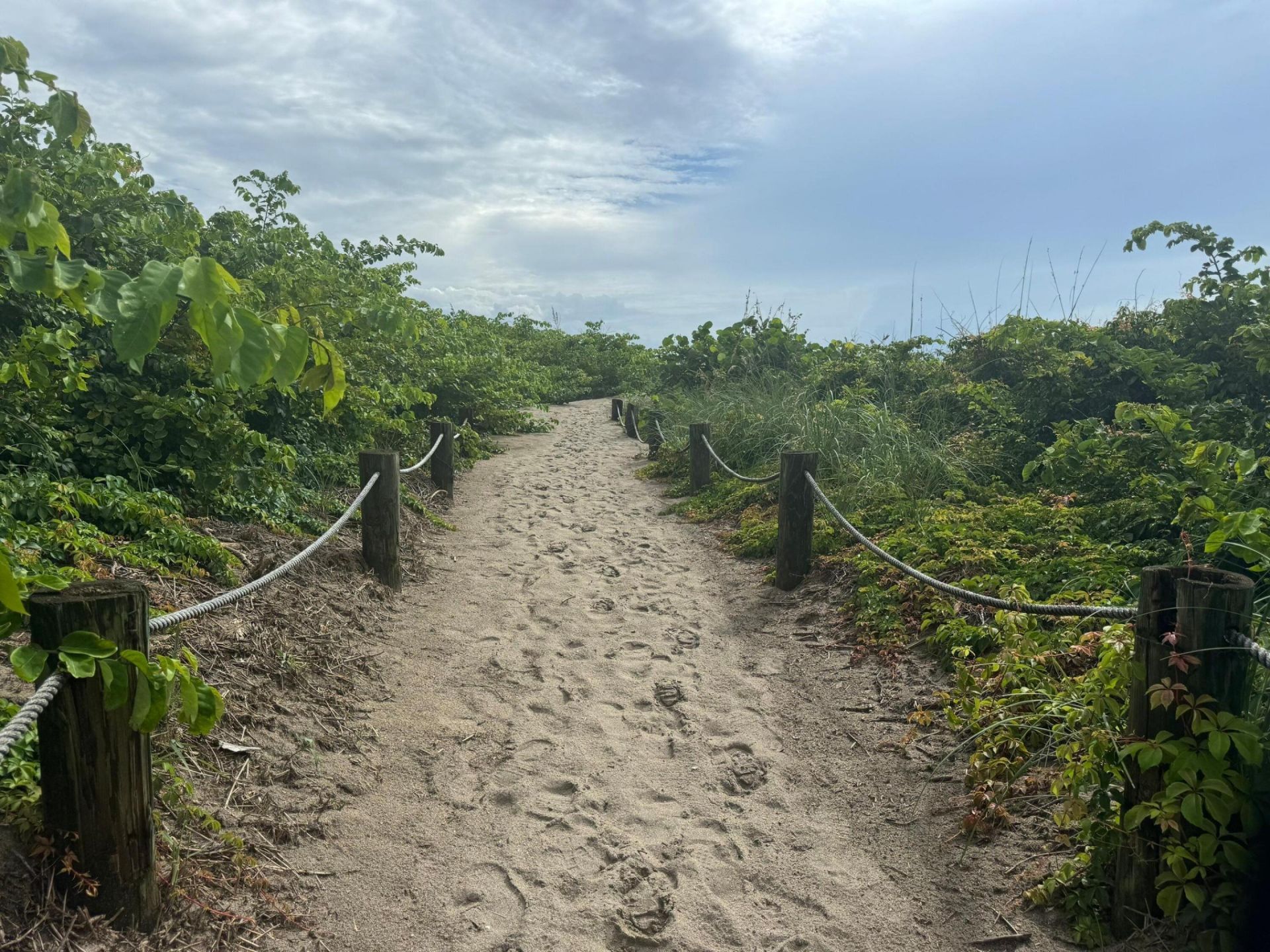 1115 S Ocean Drive, Unit 5, Fort Pierce, FL 34949 Photo