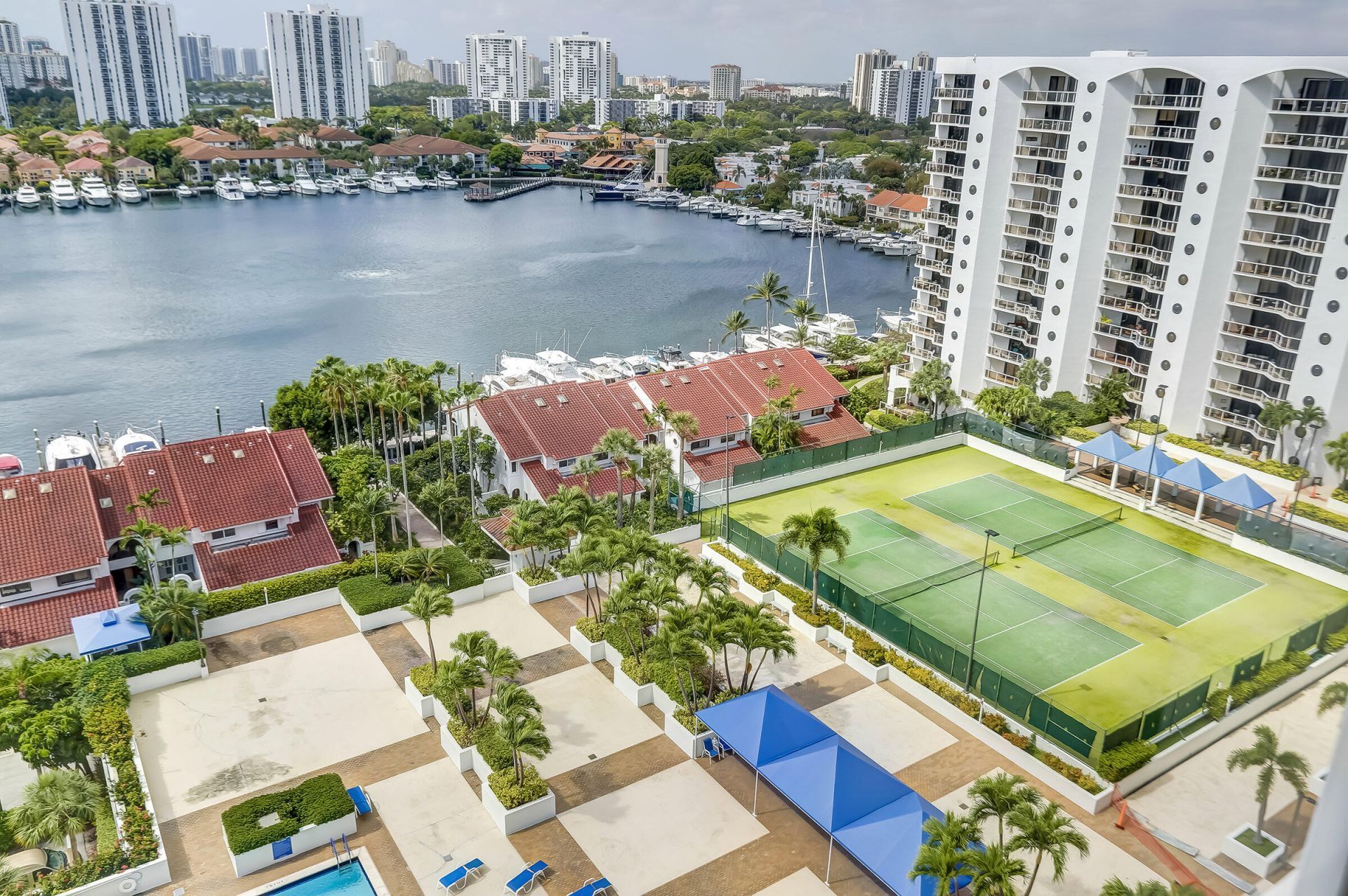 3640 Yacht Club Drive, Unit 1507, Aventura, FL 33180 Photo