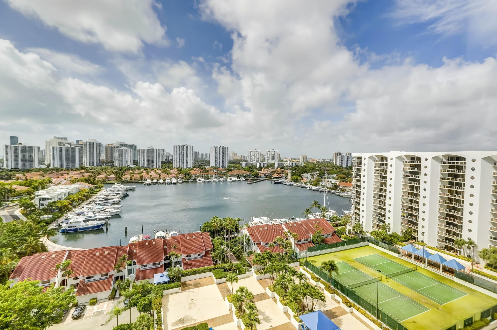 3640 Yacht Club Drive, Unit 1507, Aventura, FL 33180 Photo