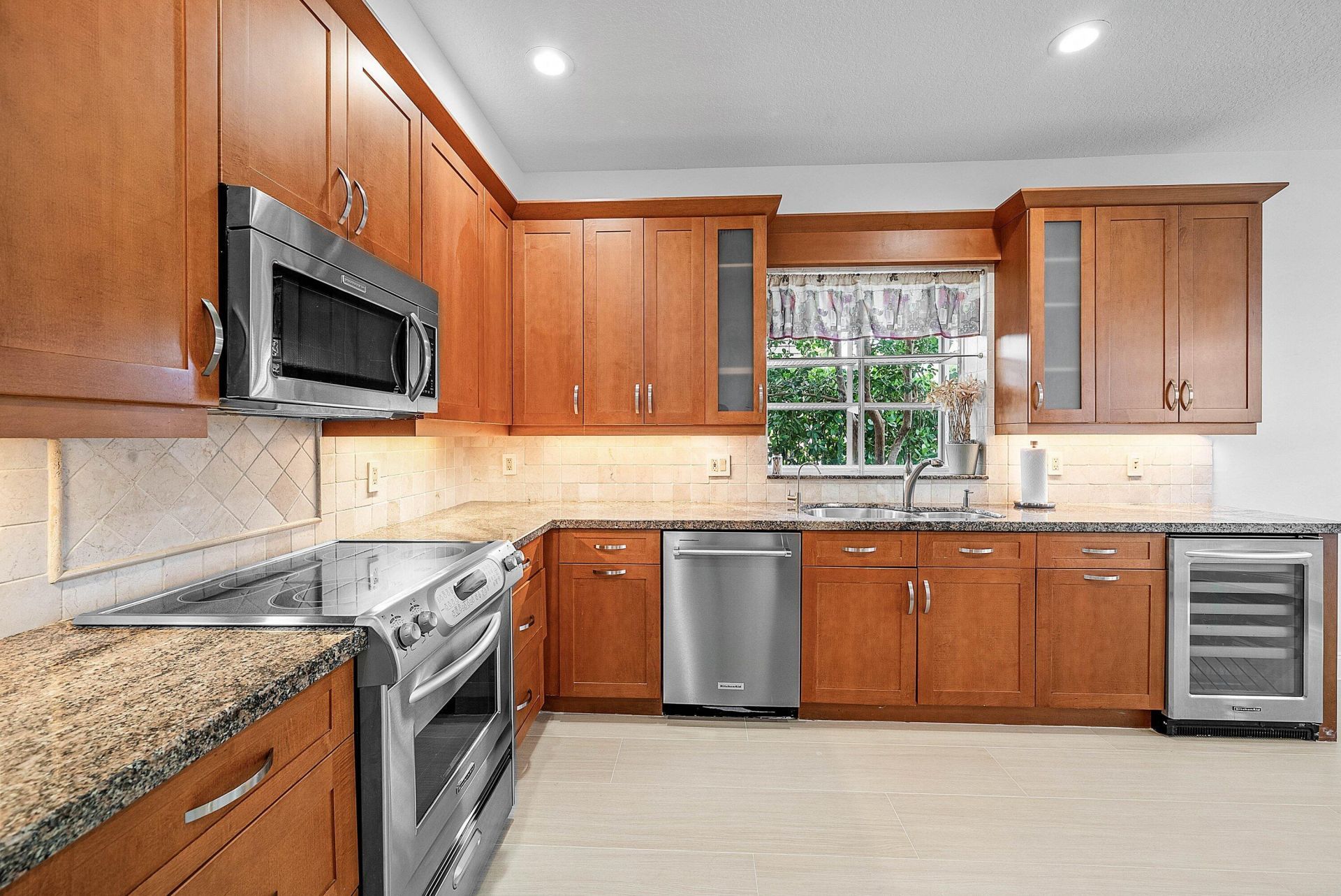 5855 NW 42nd Way, Boca Raton, FL 33496 Photo