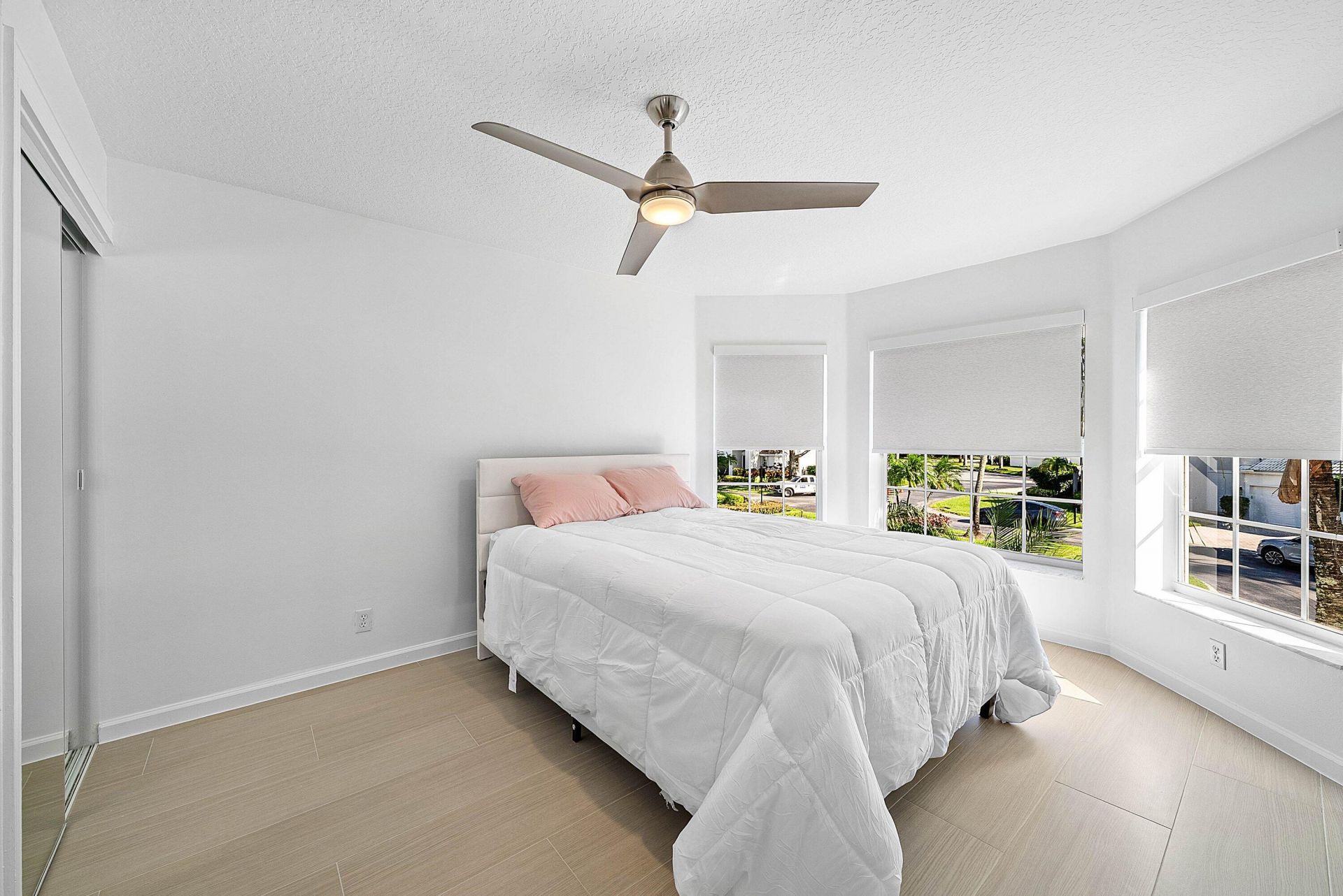 5855 NW 42nd Way, Boca Raton, FL 33496 Photo