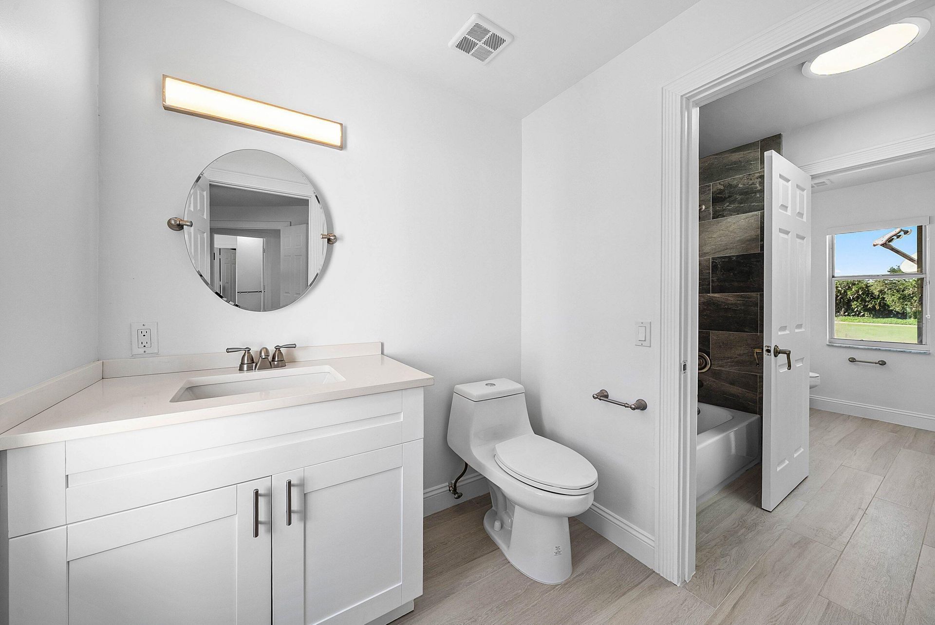 5855 NW 42nd Way, Boca Raton, FL 33496 Photo