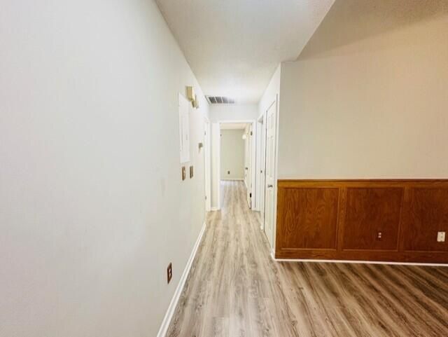 7945 Parklane Court Photo 6
