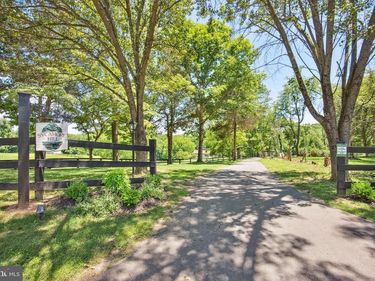 9341 CORNWELL FARM DRIVE, GREAT FALLS, VA 22066