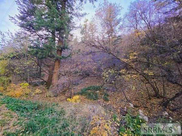 601 Maple Grove Lane, POCATELLO, ID 83201