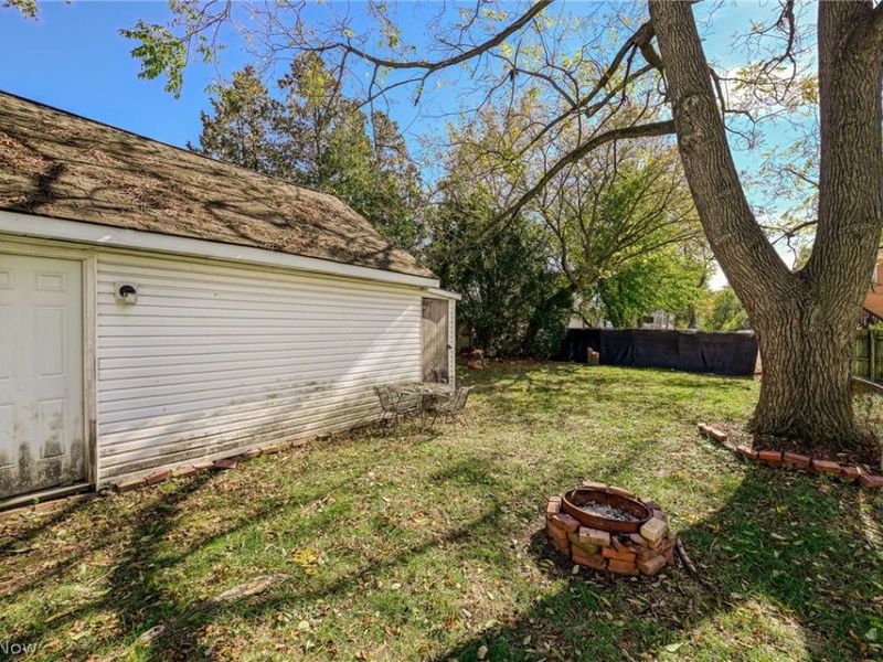 1174 Kohler Ave, Akron, OH 44314 Photo 17