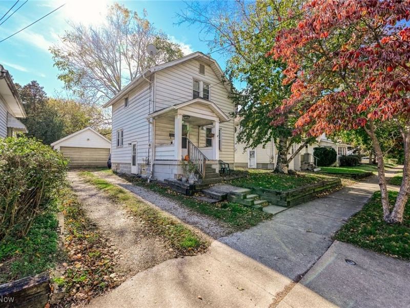 1174 Kohler Ave, Akron, OH 44314 Photo 2