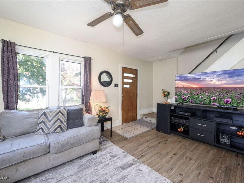 1174 Kohler Ave, Akron, OH 44314 Photo 6