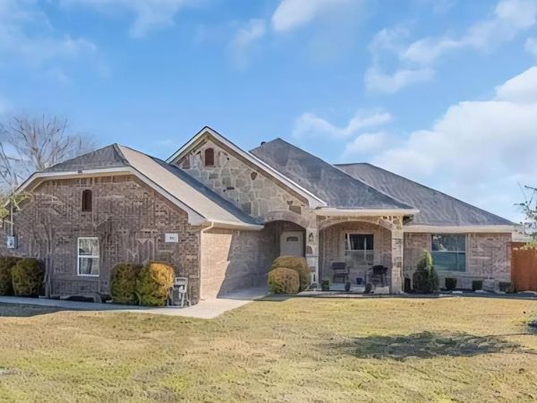 563 Lakeside Drive, Rockwall, TX 75032