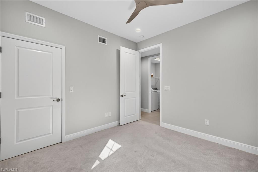 2554 Seychelles Dr, Unit 904, Naples, FL 34112 Photo