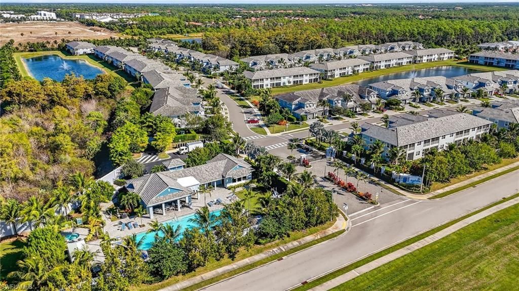 2554 Seychelles Dr, Unit 904, Naples, FL 34112 Photo