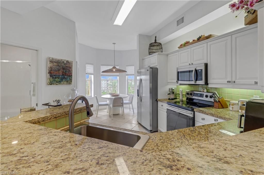 410 Bayfront Pl, Unit 2509, Naples, FL 34102 Photo