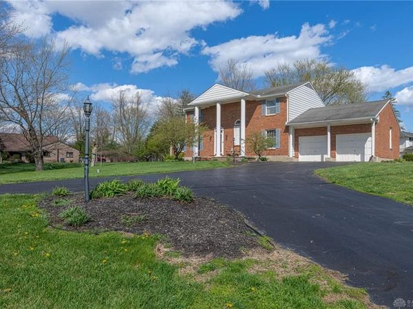 7710 Crestway Road, Clayton, OH 45315