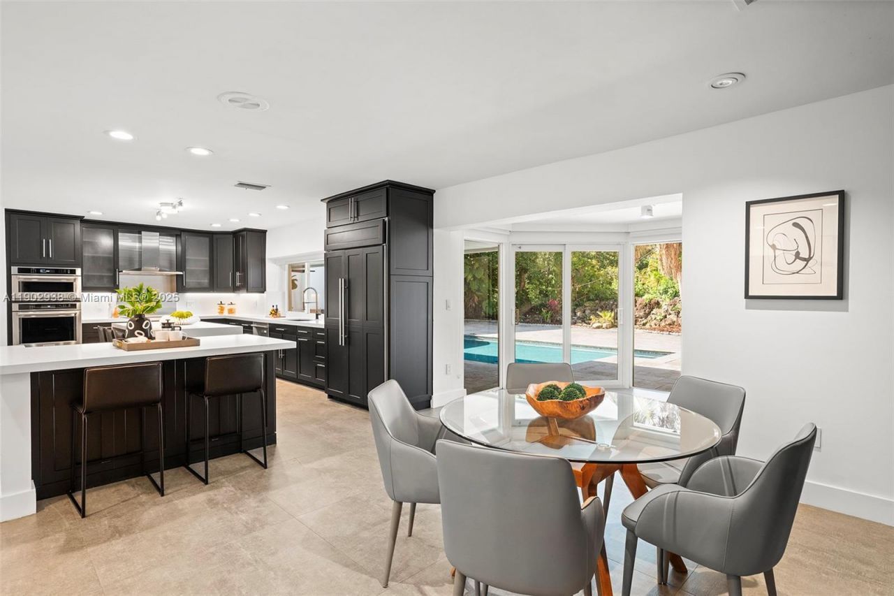 13150 SW 69th Ave, Pinecrest, FL 33156 Photo