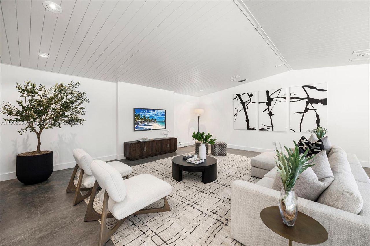 13150 SW 69th Ave, Pinecrest, FL 33156 Photo