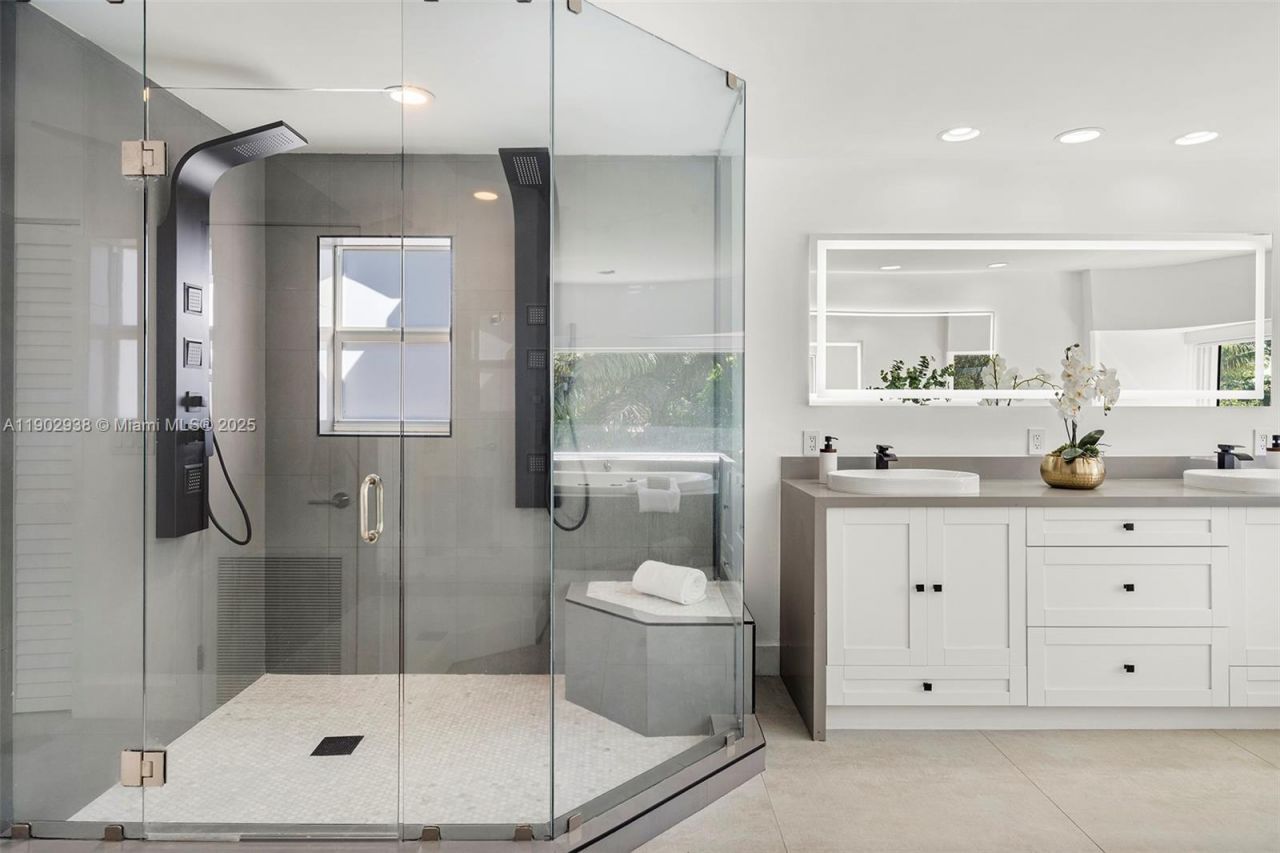 13150 SW 69th Ave, Pinecrest, FL 33156 Photo