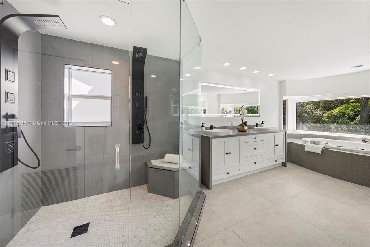 13150 SW 69th Ave, Pinecrest, FL 33156 Photo