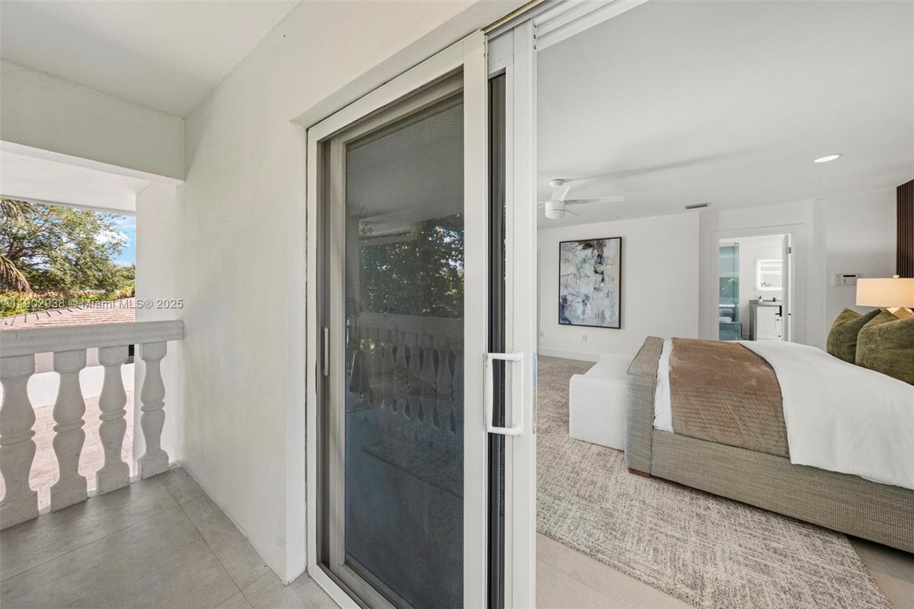 13150 SW 69th Ave, Pinecrest, FL 33156 Photo