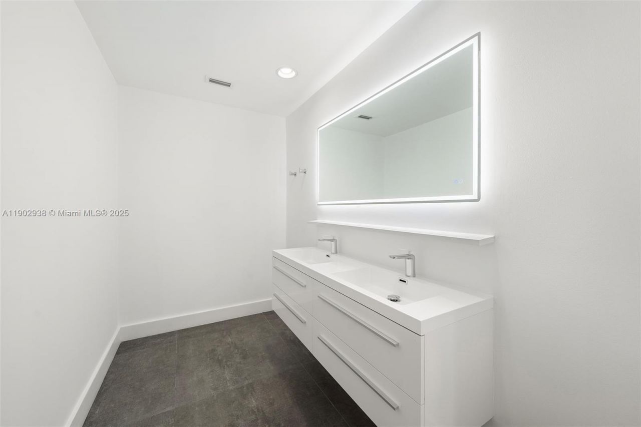 13150 SW 69th Ave, Pinecrest, FL 33156 Photo