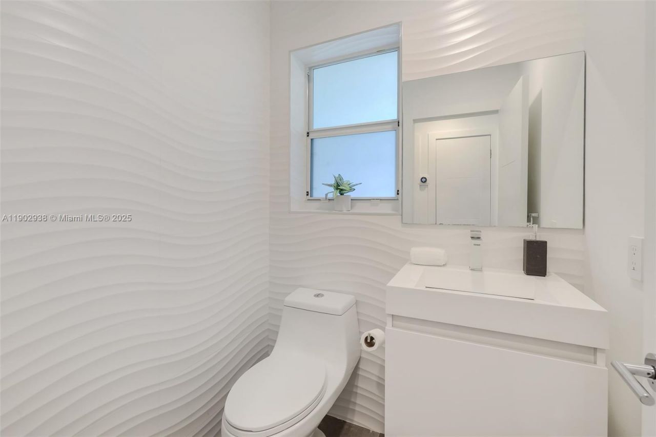 13150 SW 69th Ave, Pinecrest, FL 33156 Photo