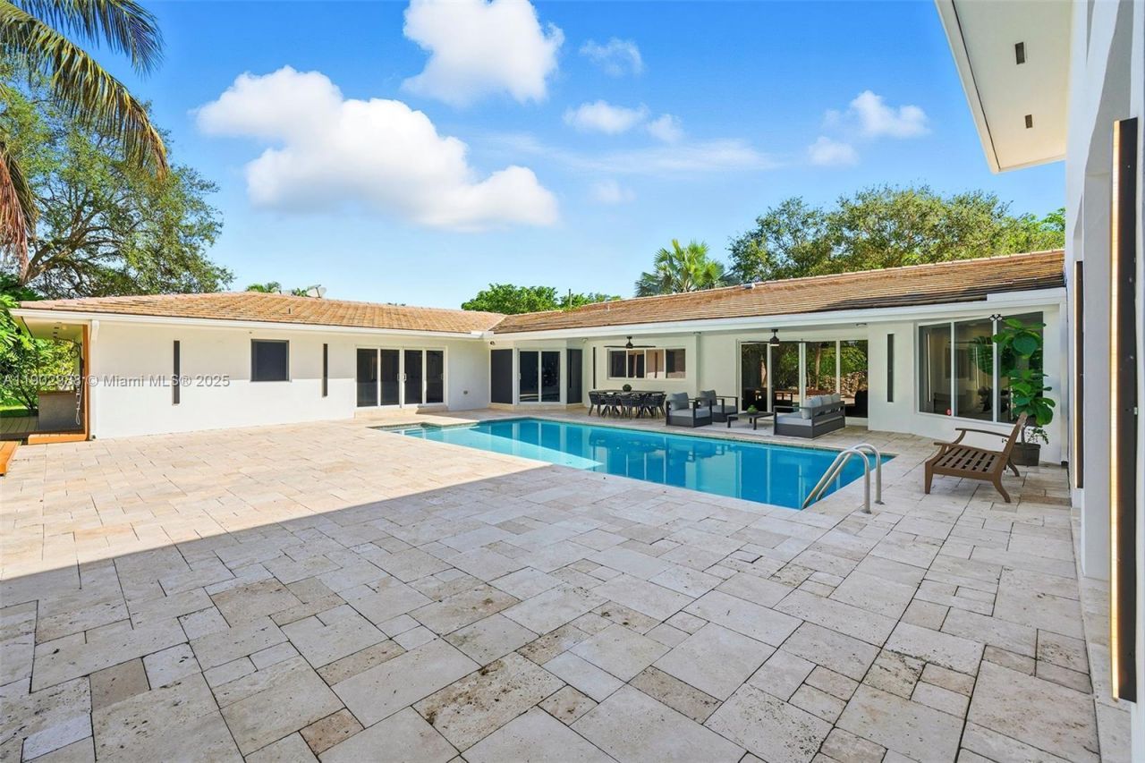 13150 SW 69th Ave, Pinecrest, FL 33156 Photo