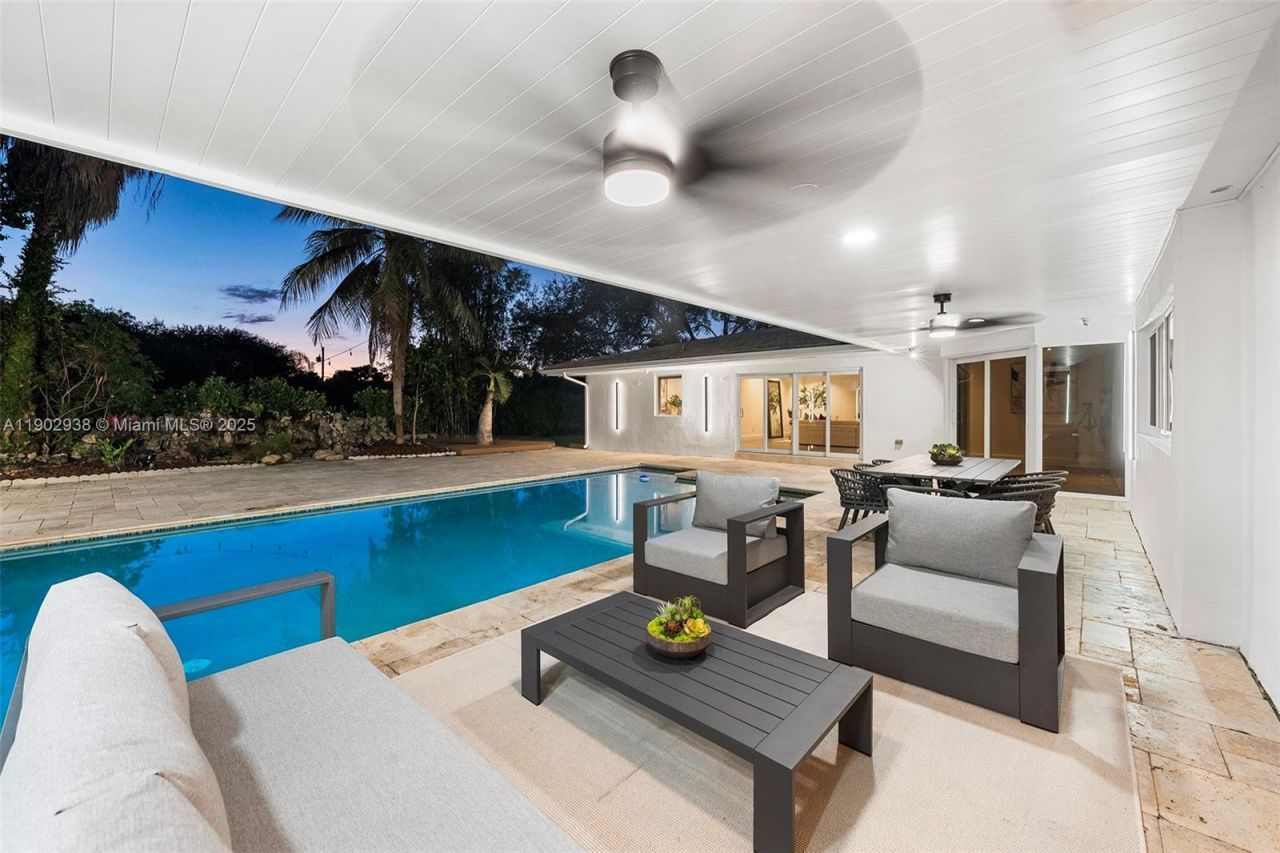 13150 SW 69th Ave, Pinecrest, FL 33156 Photo