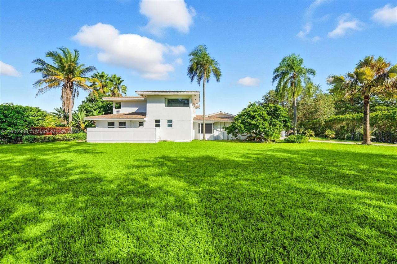 13150 SW 69th Ave, Pinecrest, FL 33156 Photo