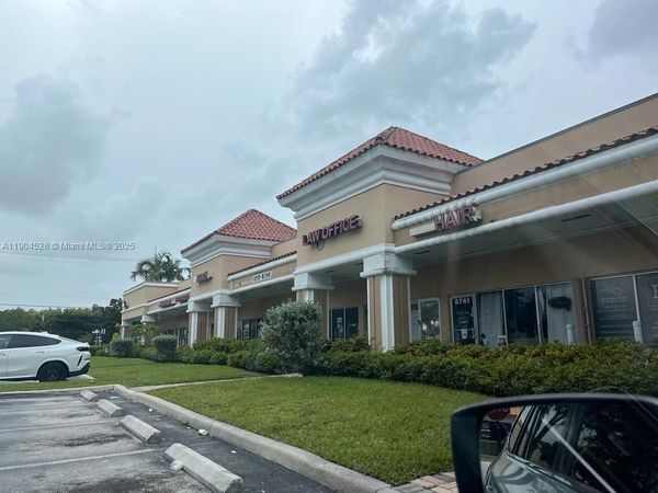 8717-8723 NW 50, Lauderhill, FL 33351