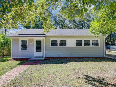 5821 Robinhood Drive, Hanahan, SC 29410