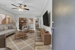 5821 Robinhood Drive photo 4