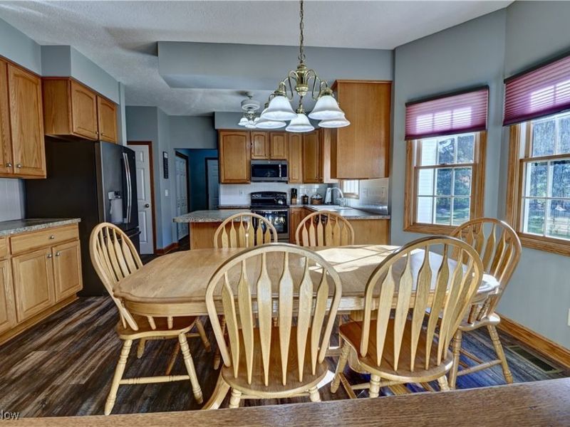 2390 Auberry Drive, Akron, OH 44312 Photo 13