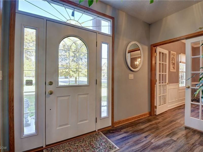 2390 Auberry Drive, Akron, OH 44312 Photo 2