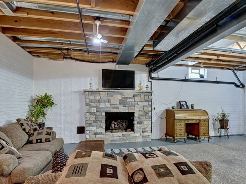 2390 Auberry Drive, Akron, OH 44312 Photo 31