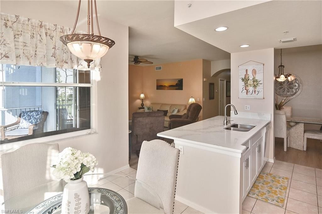 8076 Queen Palm Ln, Unit 436, Fort Myers, FL 33966 Photo