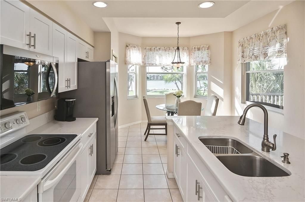 8076 Queen Palm Ln, Unit 436, Fort Myers, FL 33966 Photo