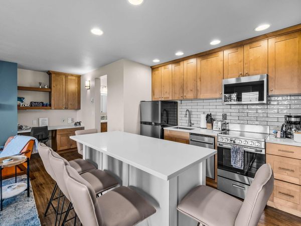 18575 SW Century Drive, Unit # 1233/123, Bend, OR 97702