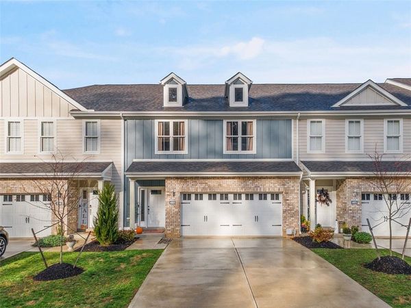 403 Walnut Ct, Pittsburgh, PA 15237