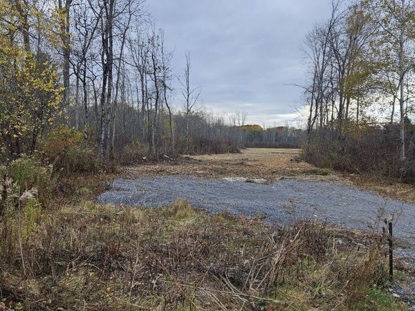 L36 Midline Road, Amsterdam, NY 12010