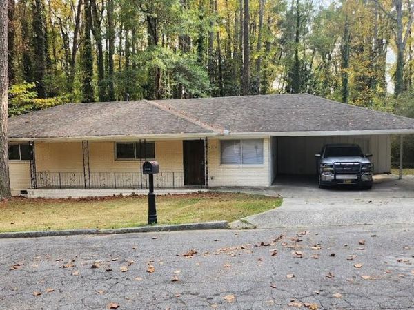 3226 Cloverhurst Drive, East Point, GA 30344