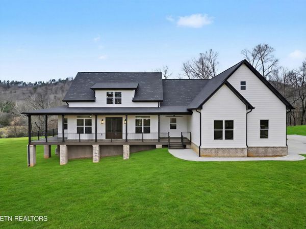 821 Franklin Crossing, Maryville, TN 37804