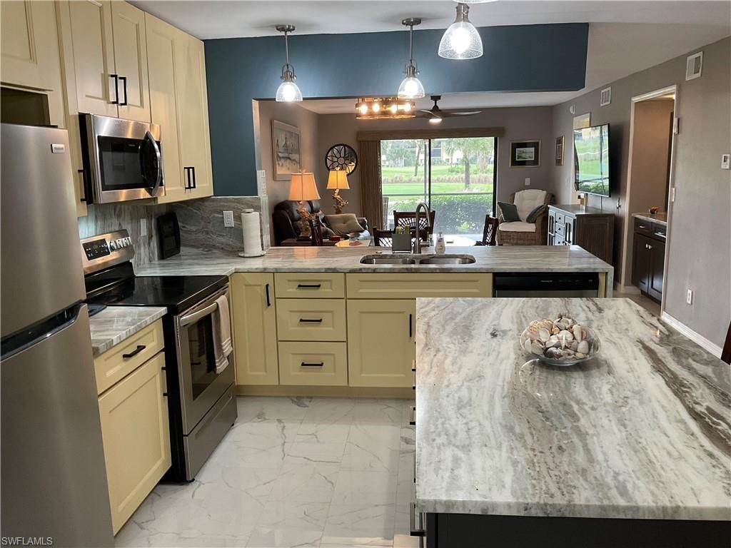 12170 Kelly Sands Way, Unit 705, Fort Myers, FL 33908 Photo