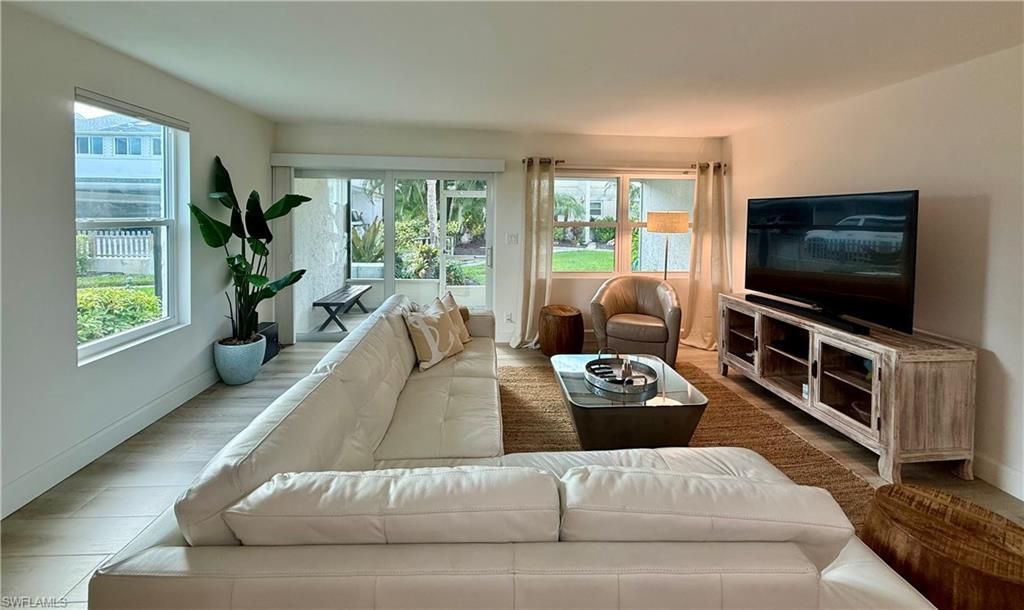 800 River Point Dr, Unit 534, Naples, FL 34102 Photo