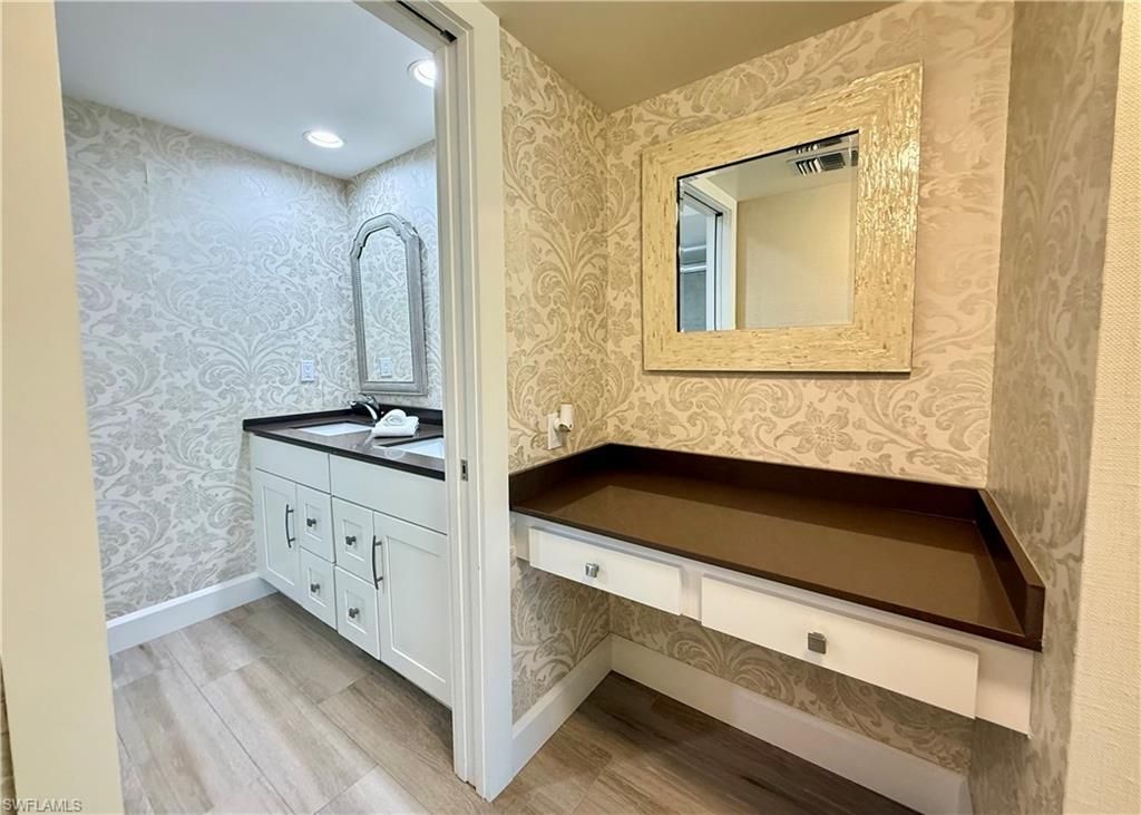 800 River Point Dr, Unit 534, Naples, FL 34102 Photo