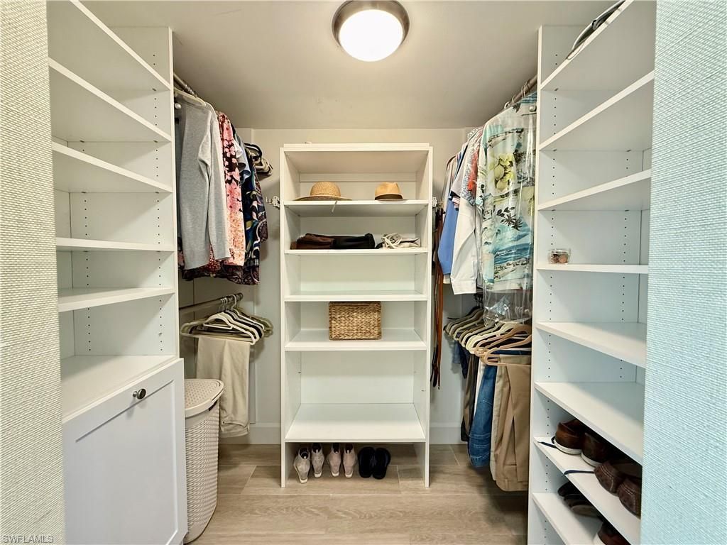 800 River Point Dr, Unit 534, Naples, FL 34102 Photo