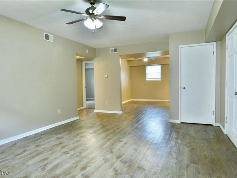 203 Churchill Hubbard Rd Road, Liberty, OH 44505 Photo 14