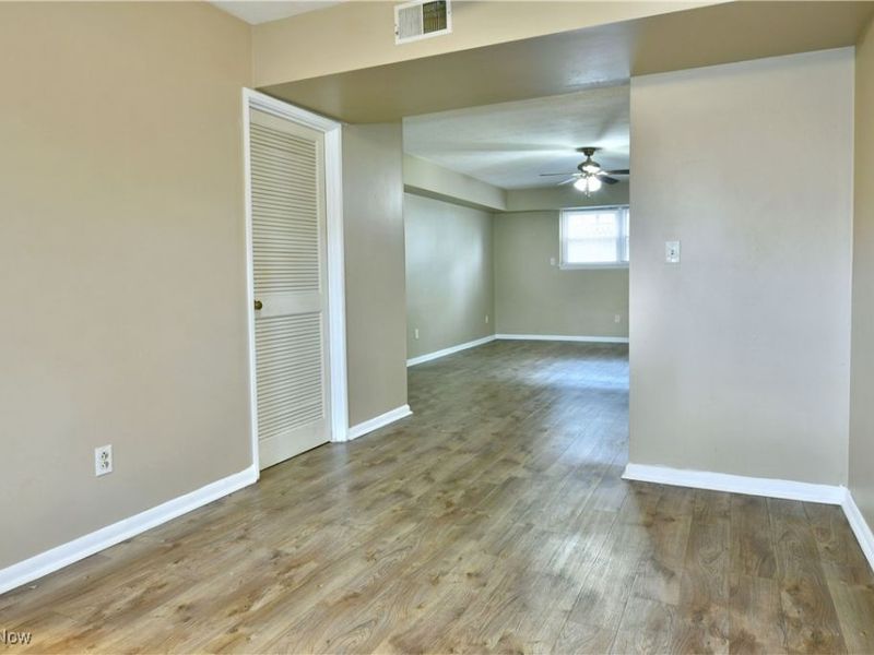 203 Churchill Hubbard Rd Road, Liberty, OH 44505 Photo 17