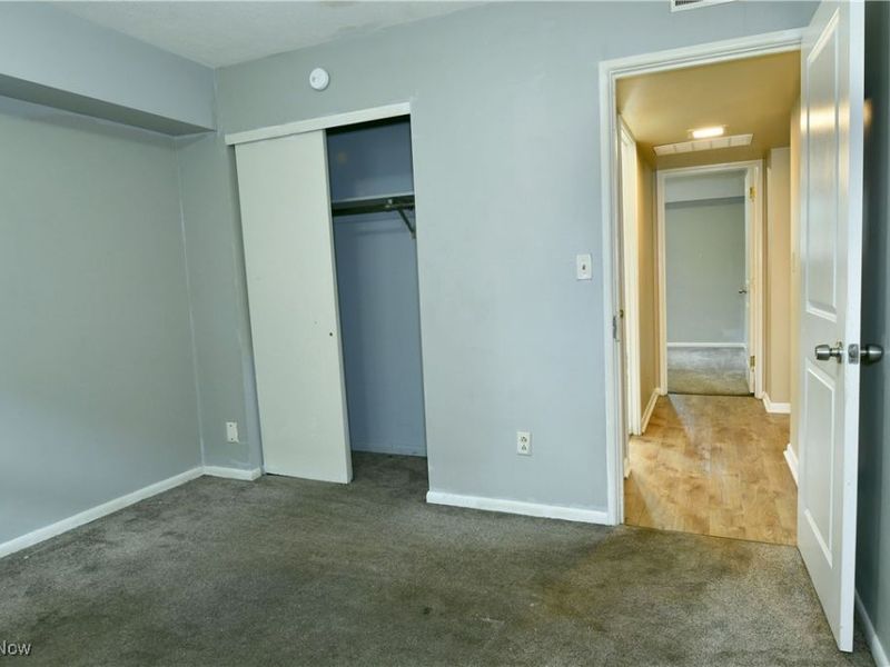 203 Churchill Hubbard Rd Road, Liberty, OH 44505 Photo 21