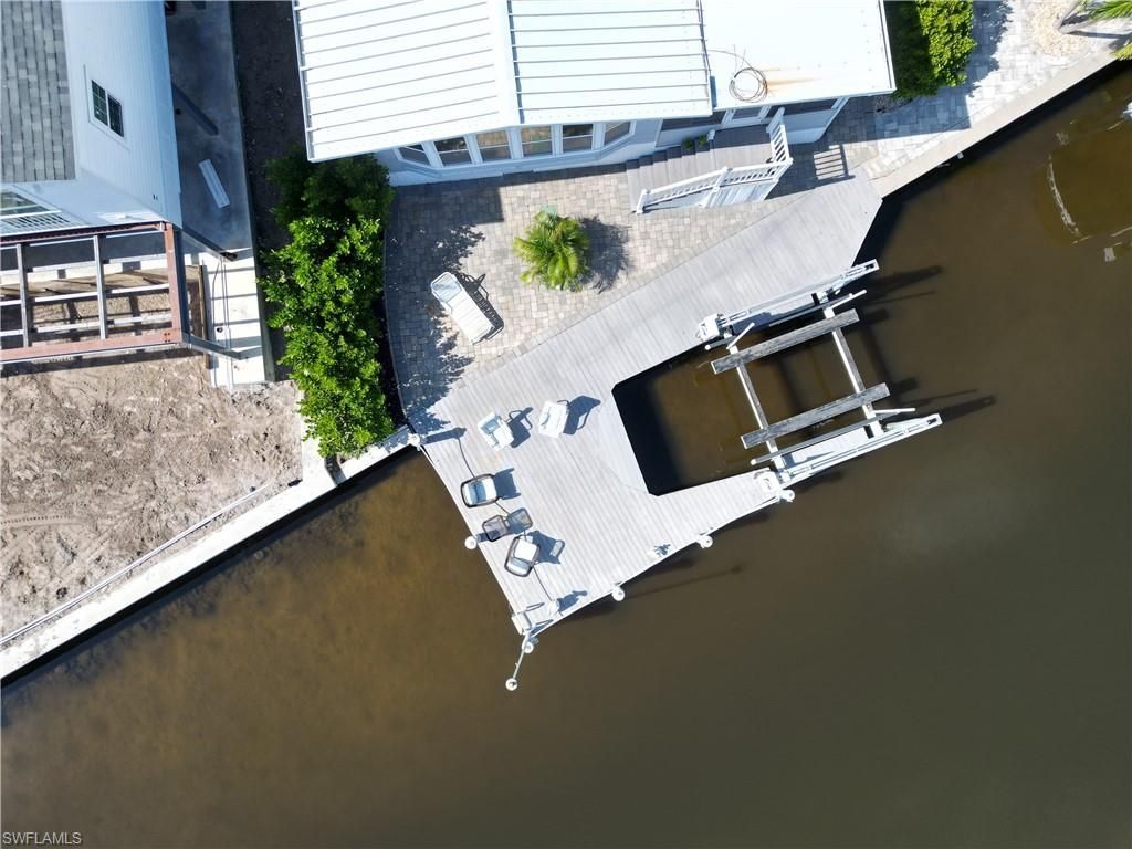 17831 Eglantine Ln, Fort Myers Beach, FL 33931 Photo