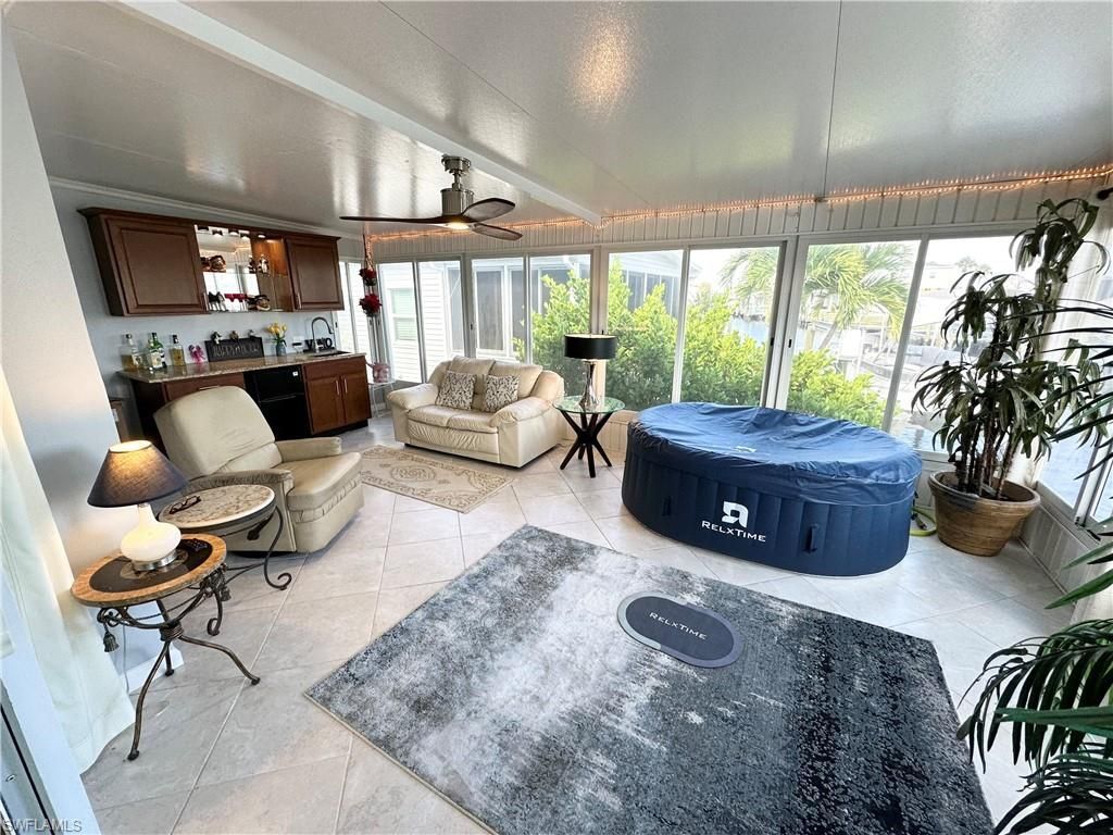 17831 Eglantine Ln, Fort Myers Beach, FL 33931 Photo